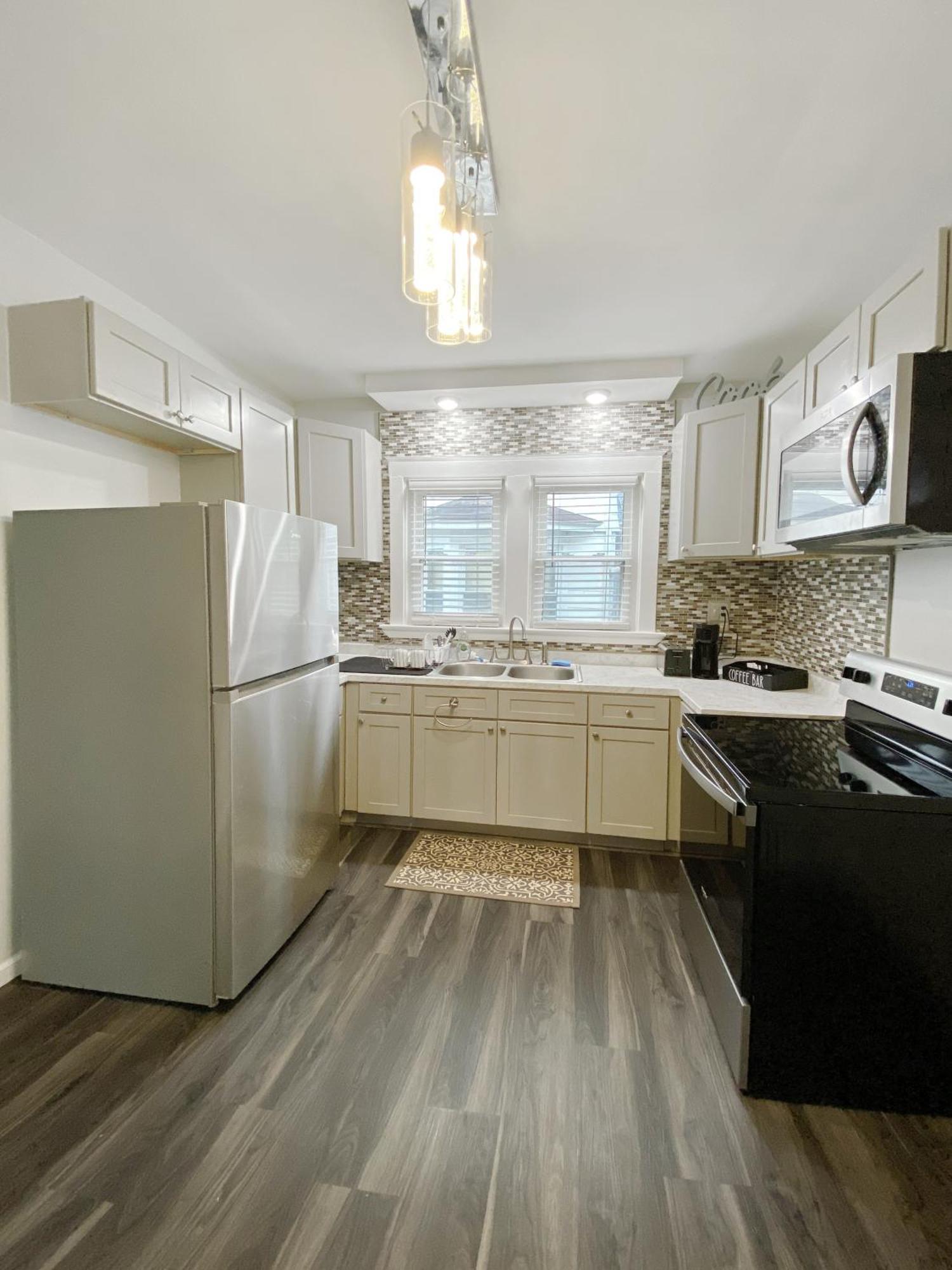 Lux 3Br, Steps From Airport, U Of R & Grocery Stores 로체스터 외부 사진