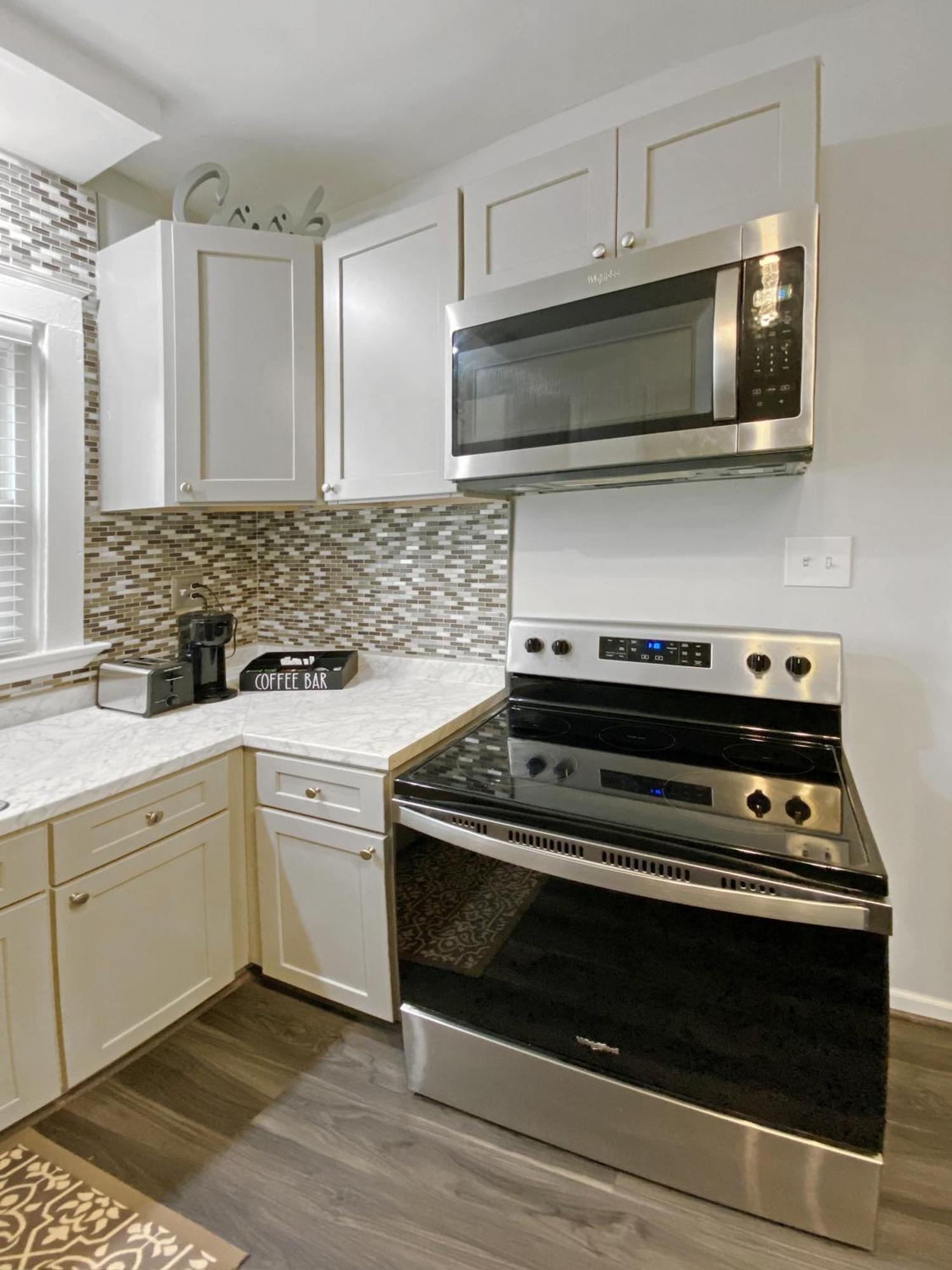 Lux 3Br, Steps From Airport, U Of R & Grocery Stores 로체스터 외부 사진